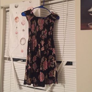 Floral Billabong Mini Dress size Small